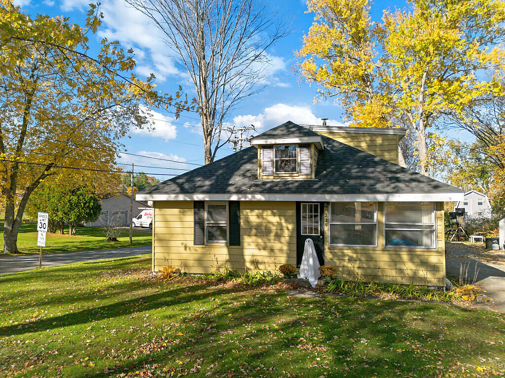 229 Highland Avenue