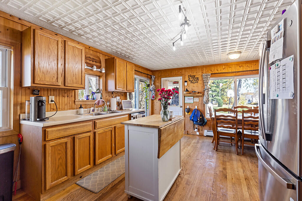 229 Highland Avenue
