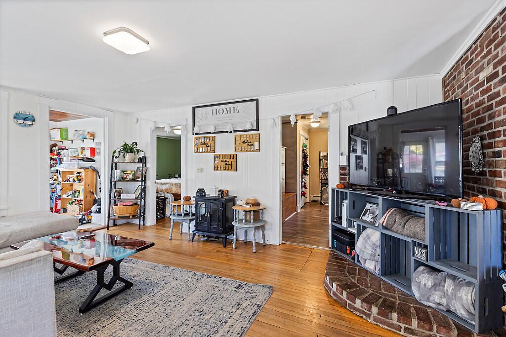229 Highland Avenue