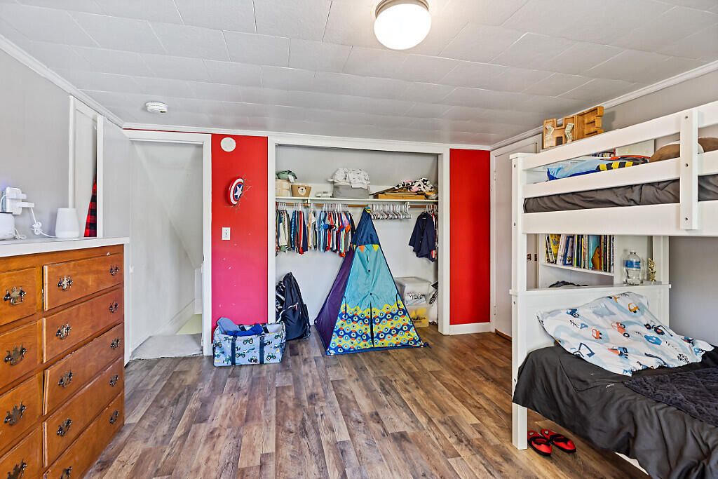 229 Highland Avenue