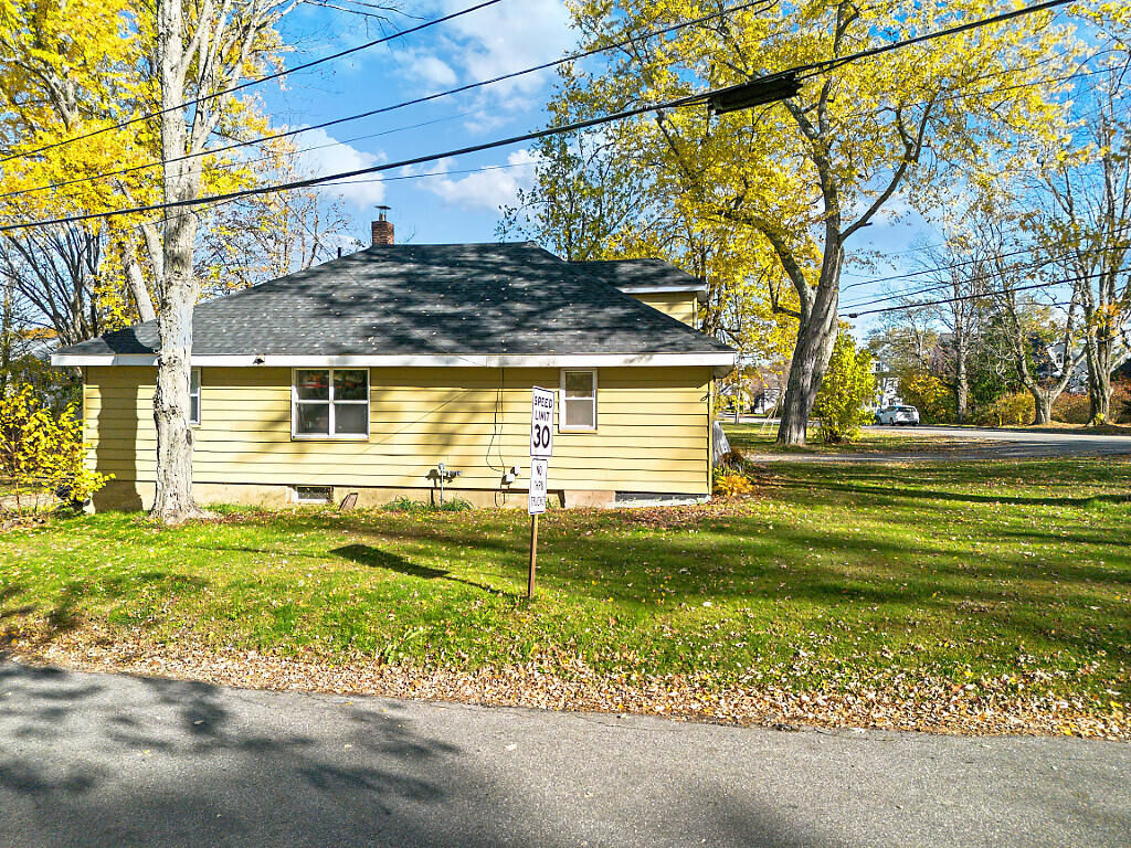 229 Highland Avenue