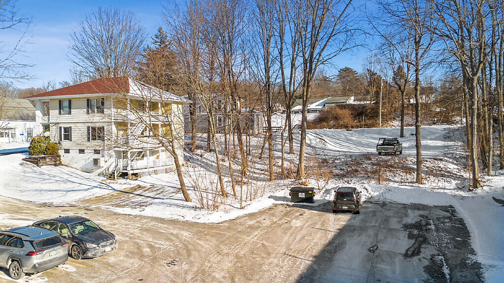 16 E Chestnut Street