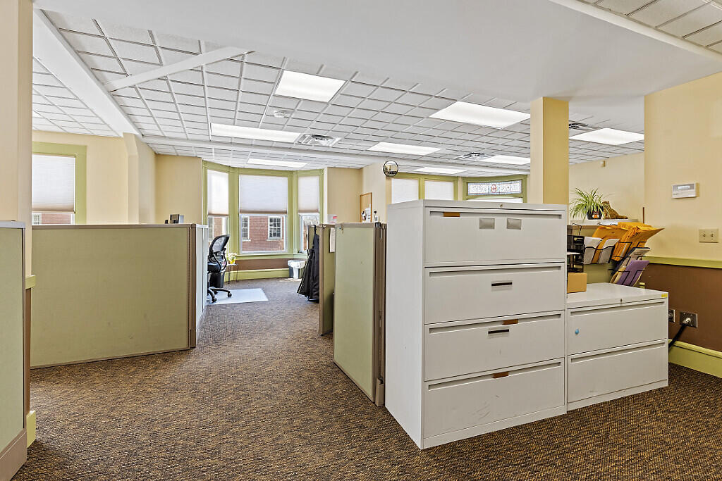 16 E Chestnut Street