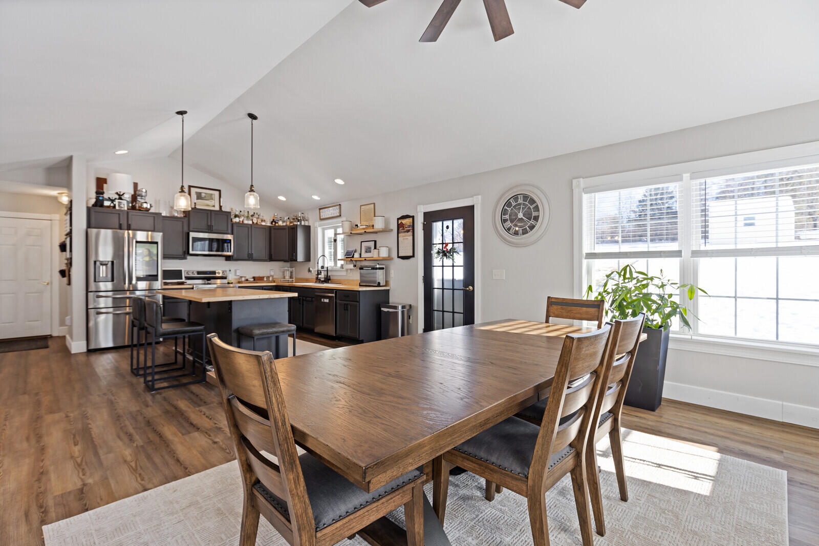 15 Fieldstone Drive