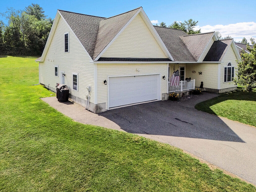 15 Fieldstone Drive