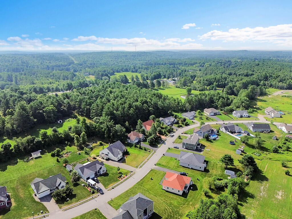 15 Fieldstone Drive