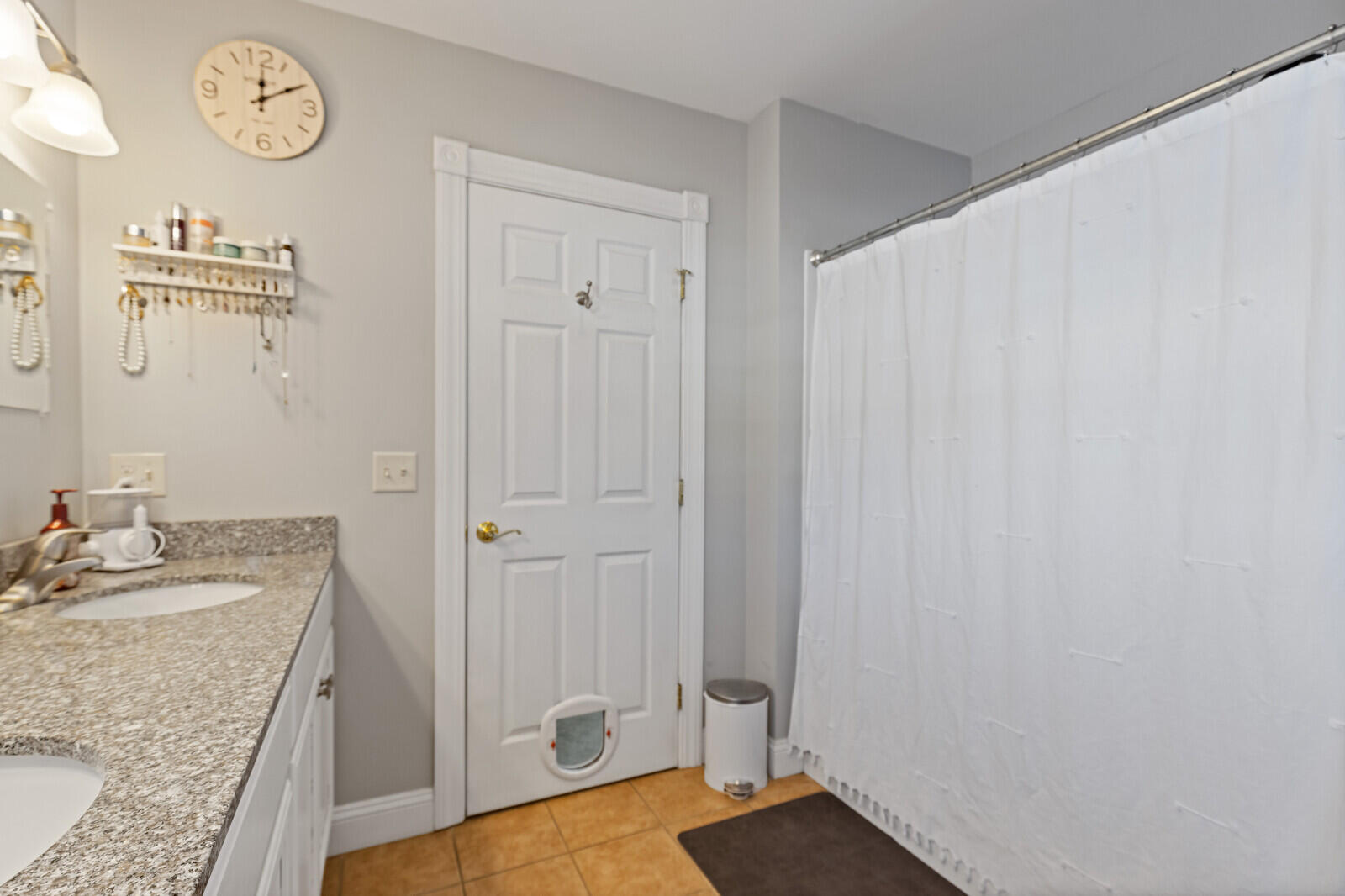 15 Fieldstone Drive