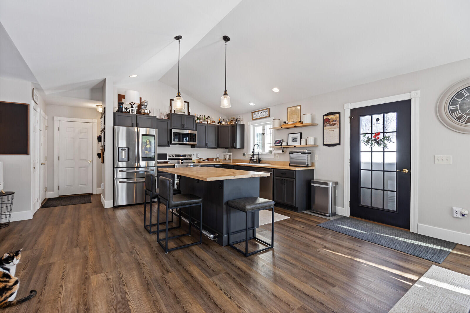 15 Fieldstone Drive