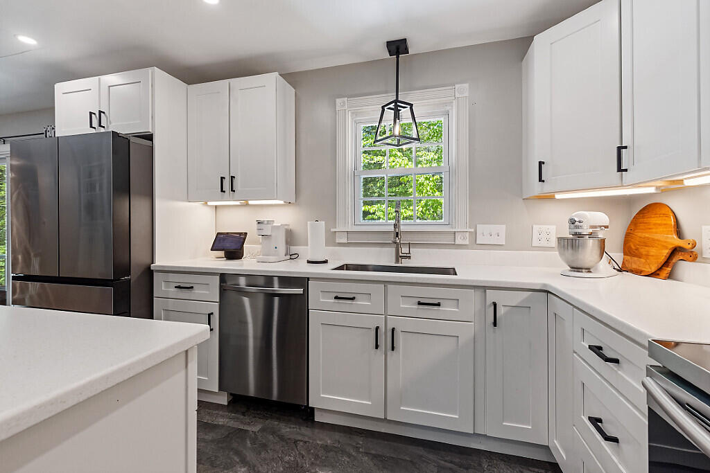 50 Country Club Road