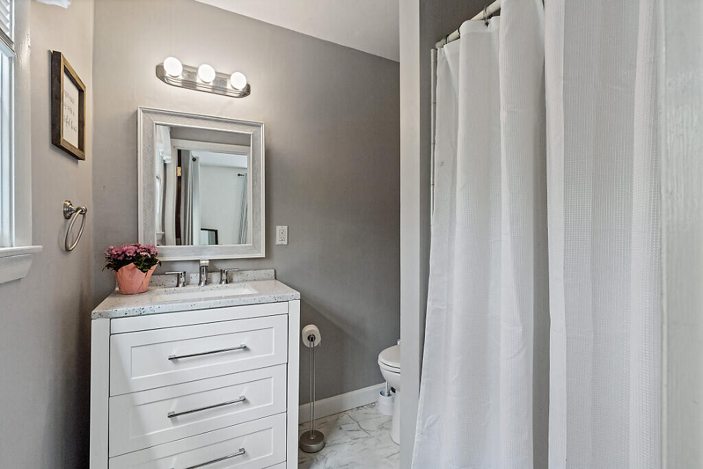 50 Country Club Road