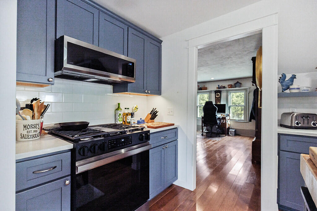 227 Warren Road