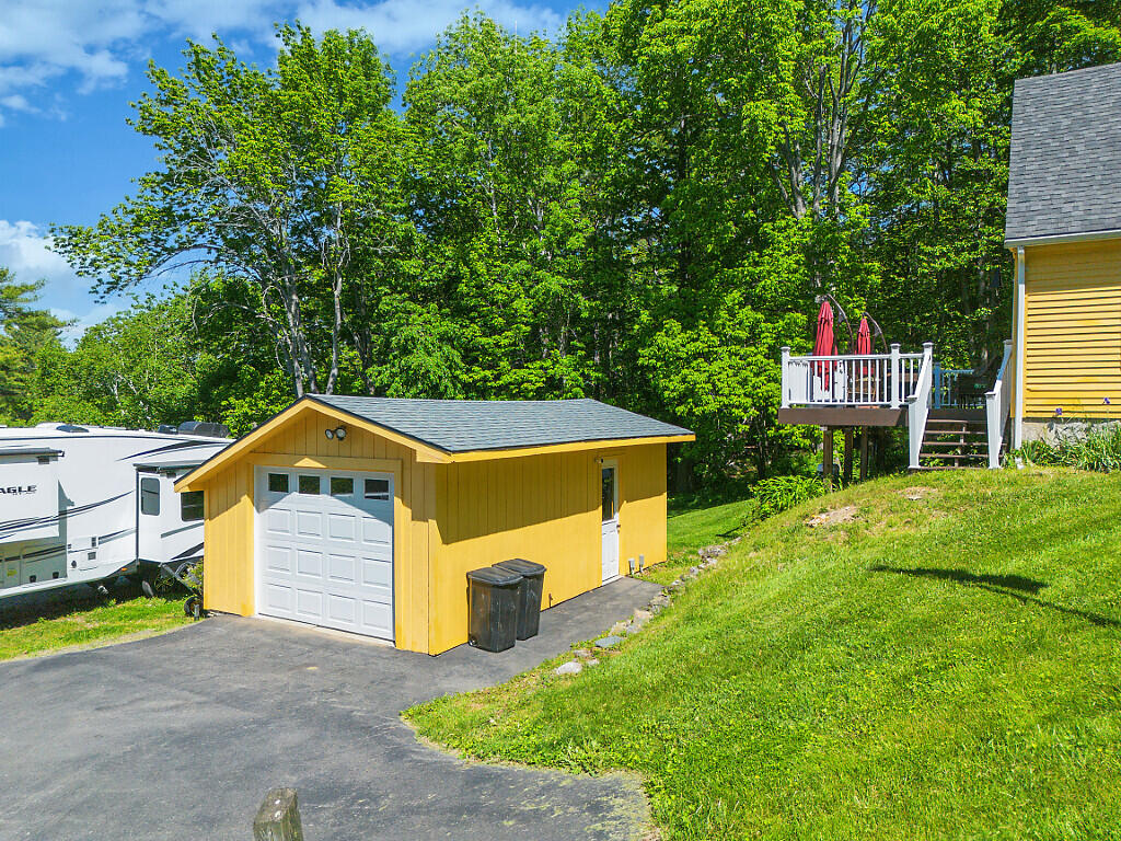 227 Warren Road