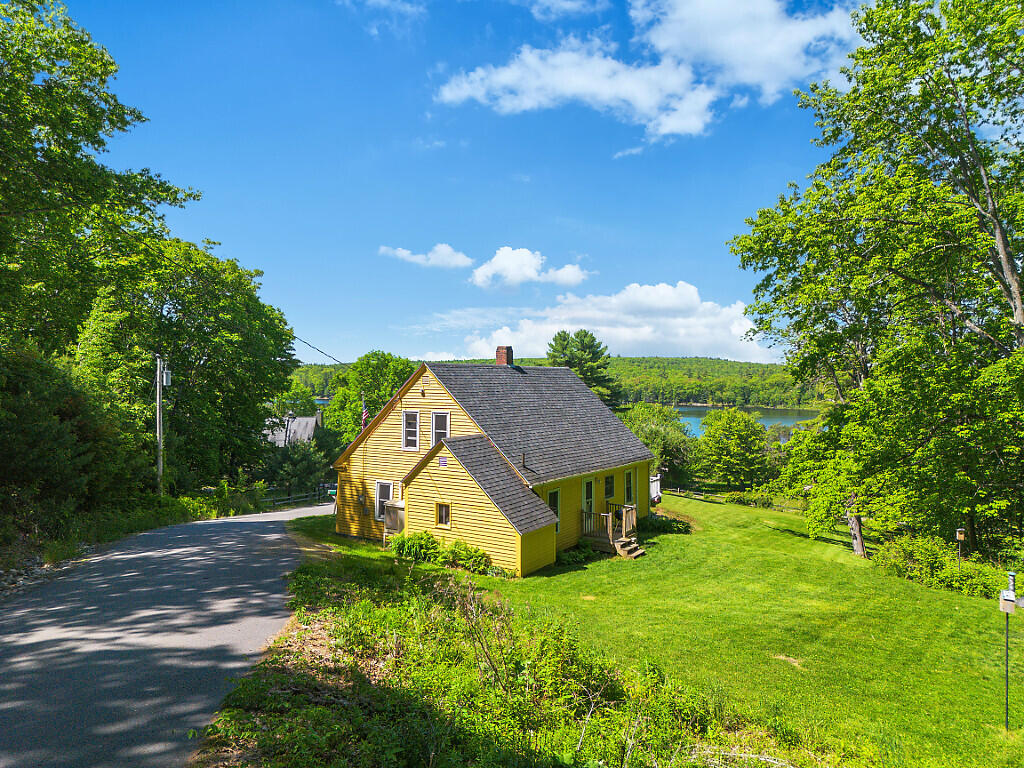 227 Warren Road