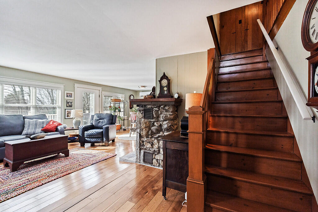 227 Warren Road