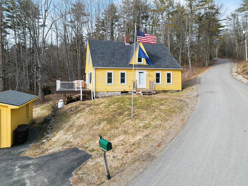 227 Warren Road