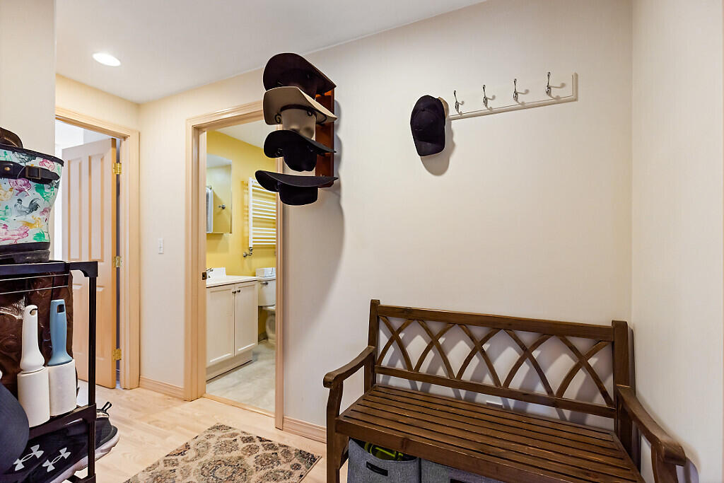 688 Main Street