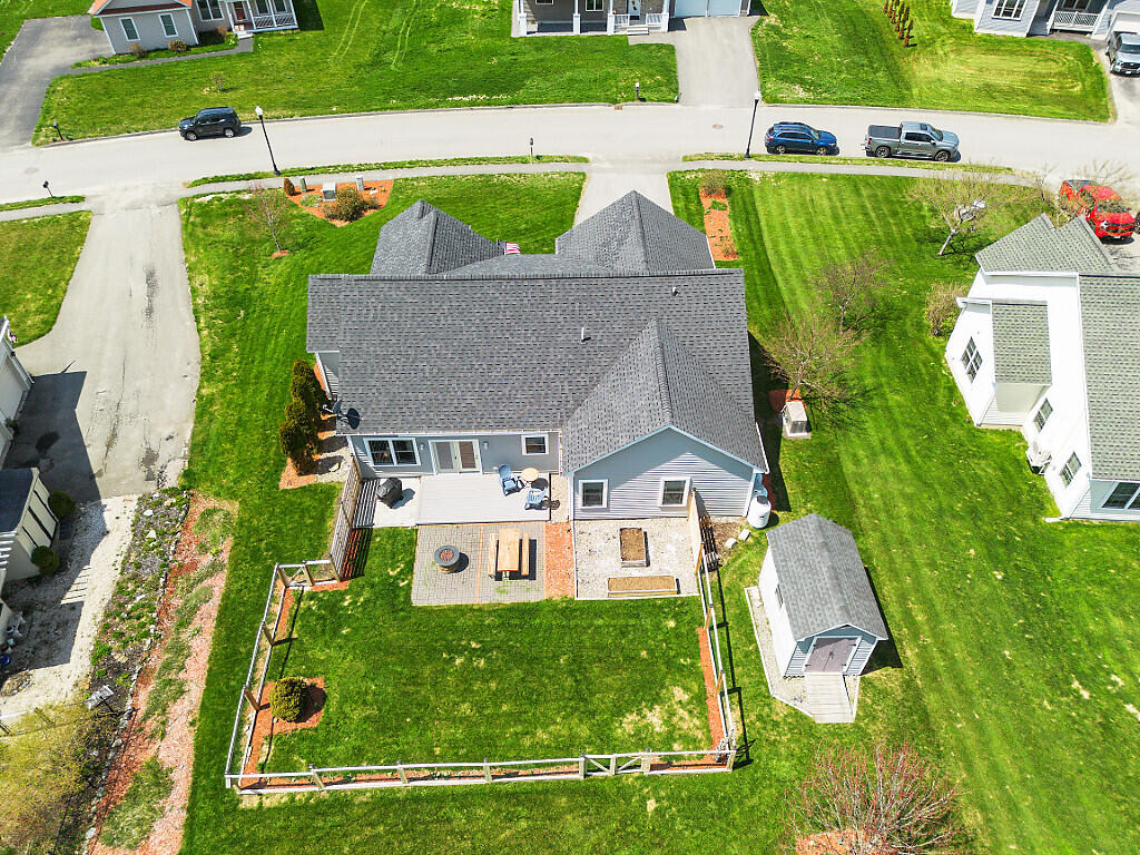 19 Fieldstone Drive