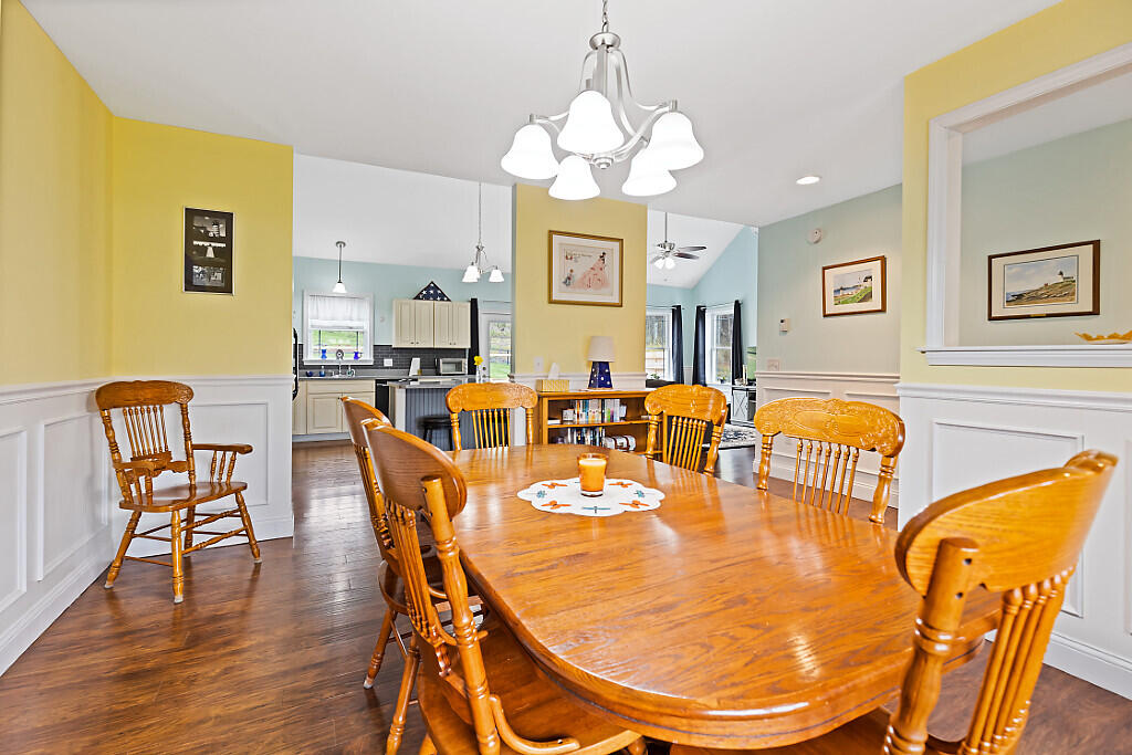 19 Fieldstone Drive