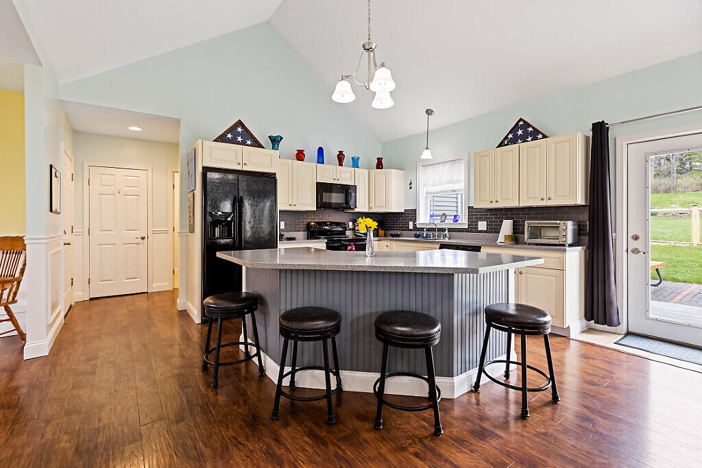 19 Fieldstone Drive