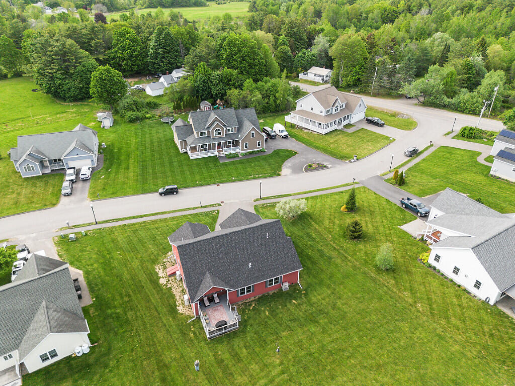 9 Fieldstone Drive