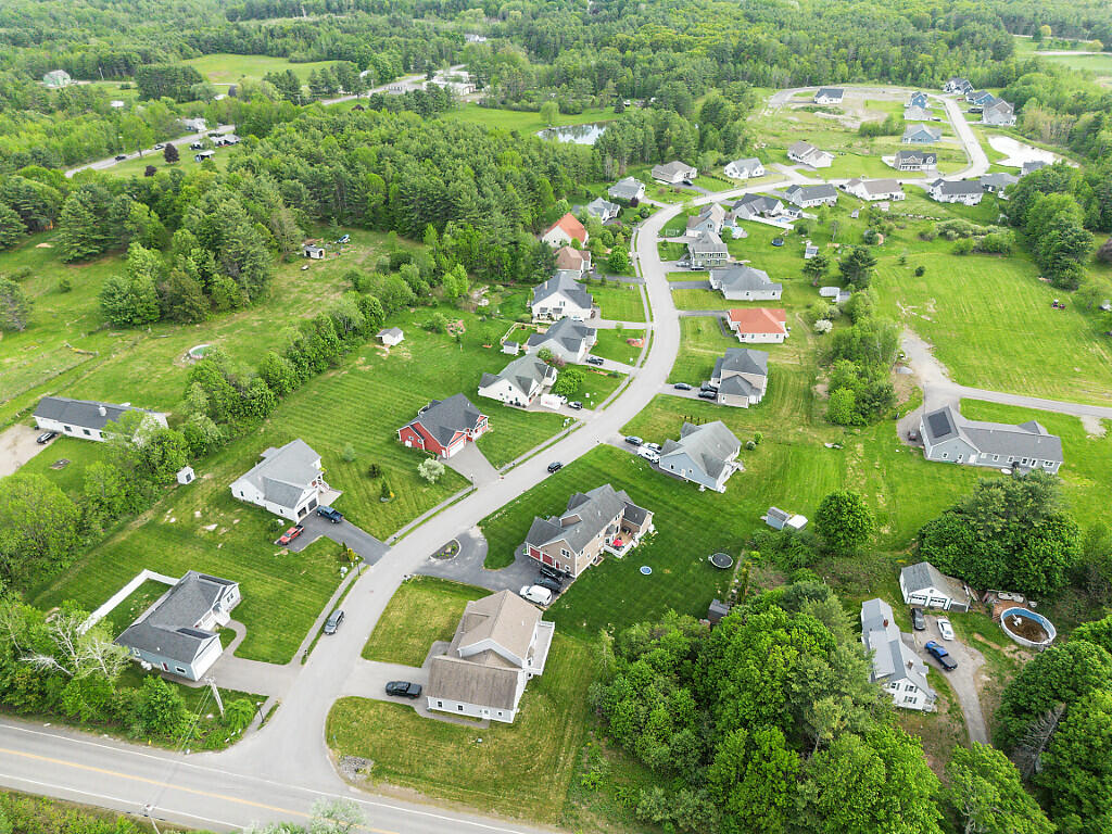 9 Fieldstone Drive