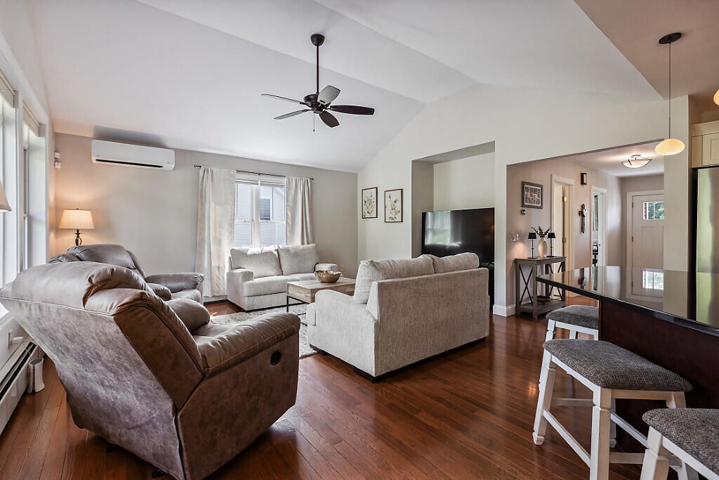 9 Fieldstone Drive