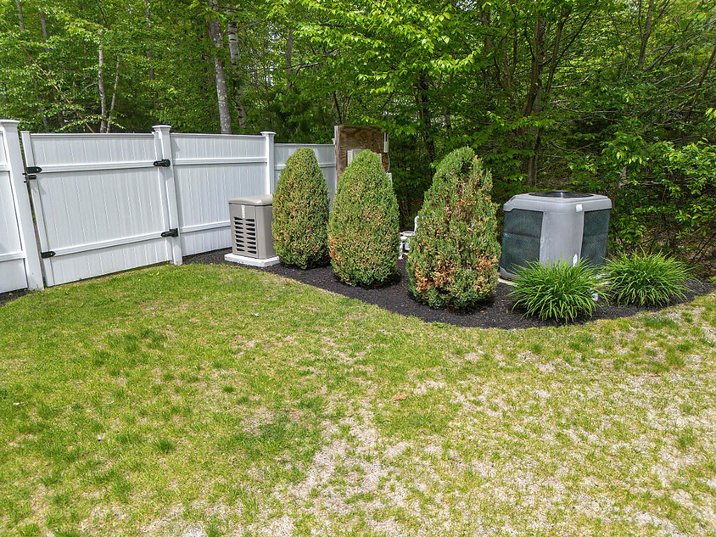 749 West Road