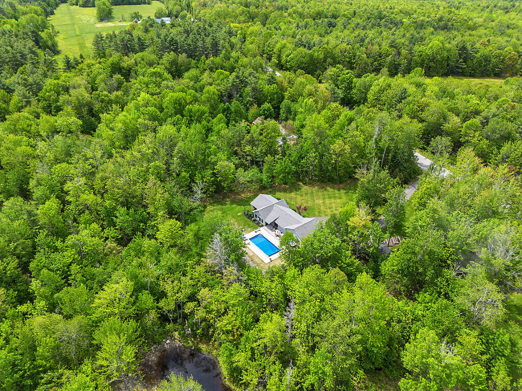 749 West Road