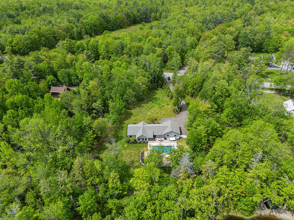749 West Road