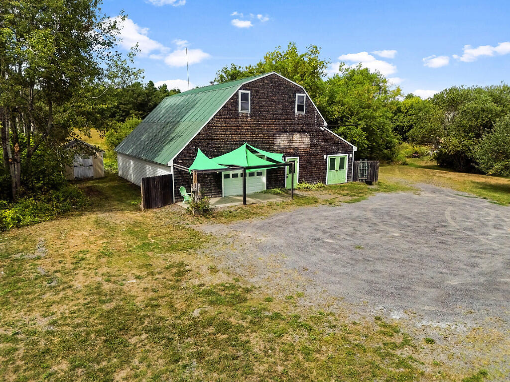 152 Fairfield Street