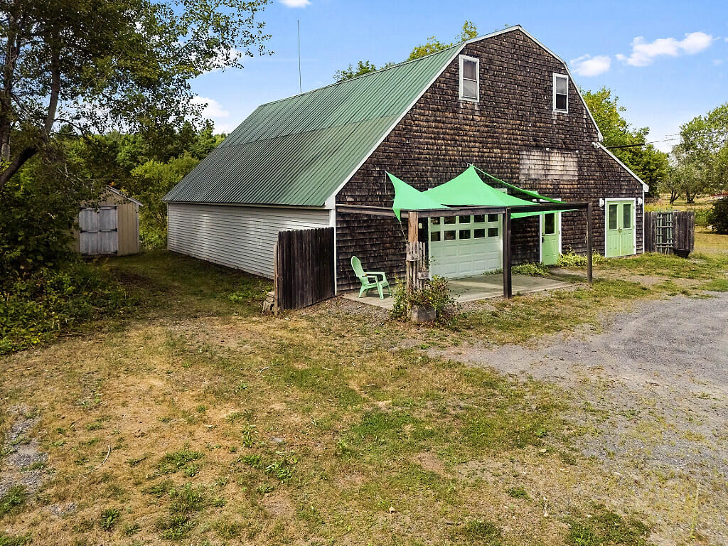 152 Fairfield Street