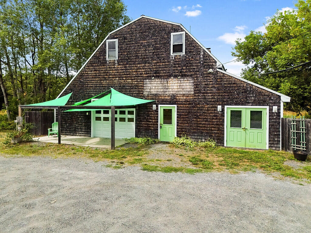 152 Fairfield Street