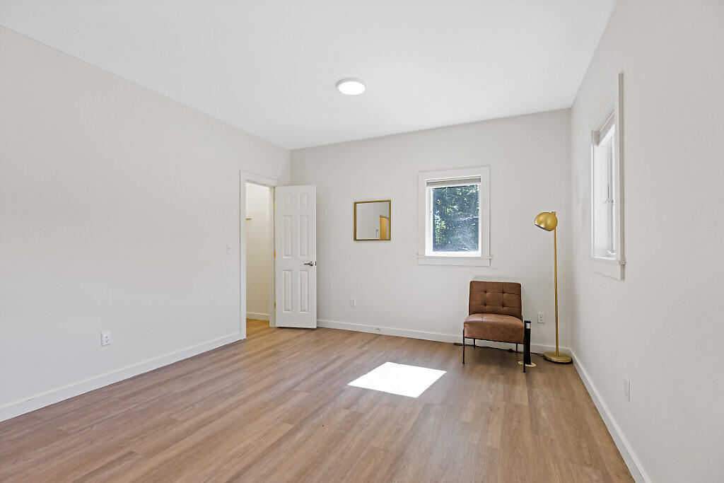 5 Bradford Road