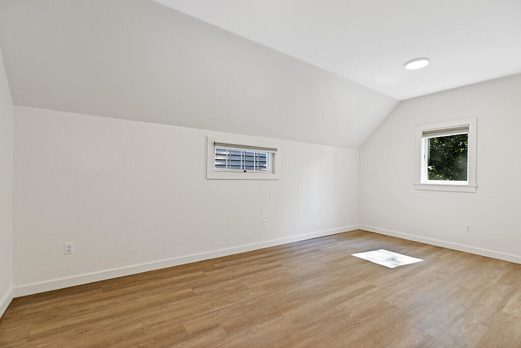 5 Bradford Road