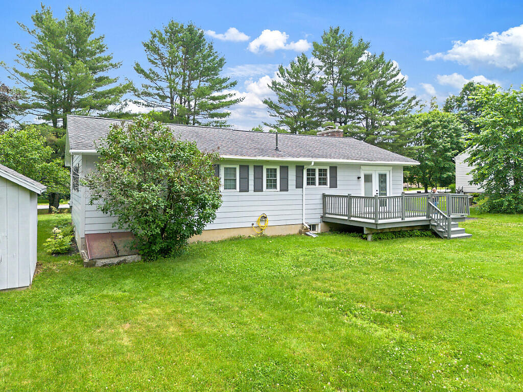 23 W Hill Road