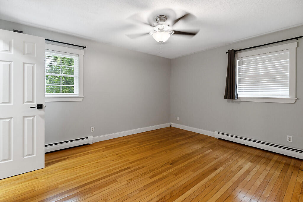 23 W Hill Road
