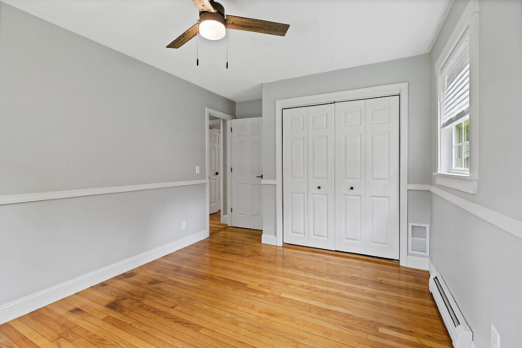 23 W Hill Road