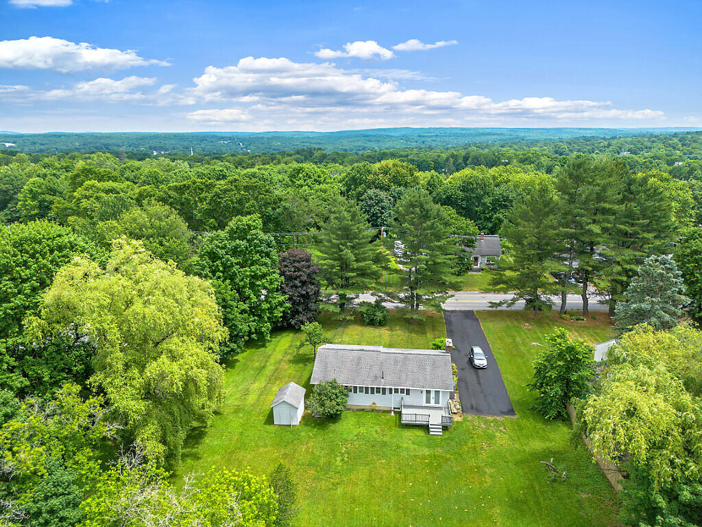 23 W Hill Road