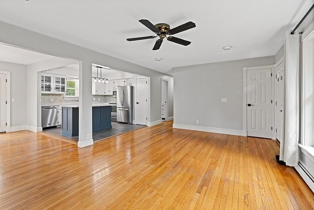 23 W Hill Road