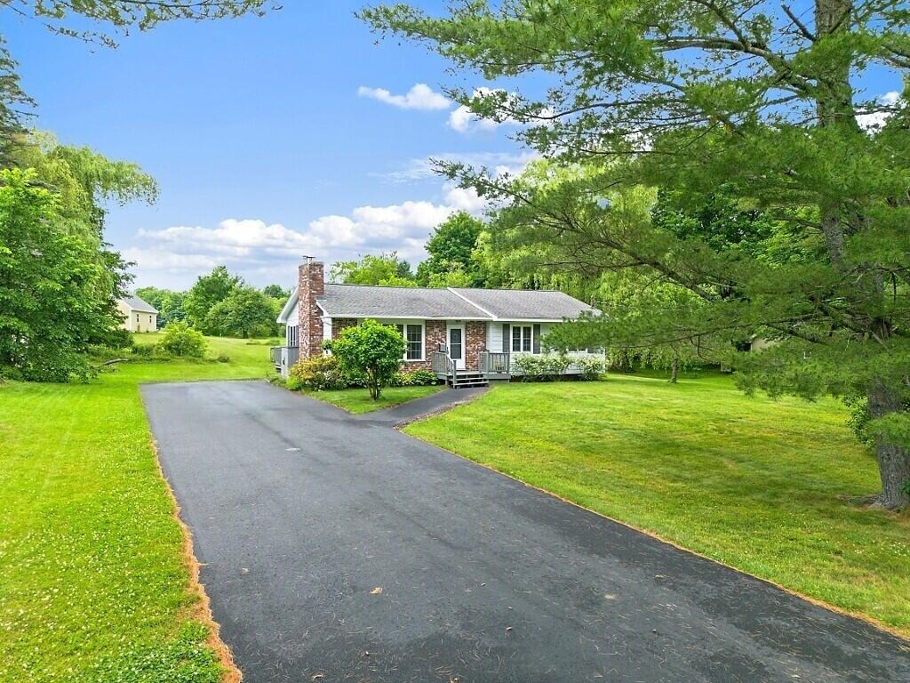 23 W Hill Road