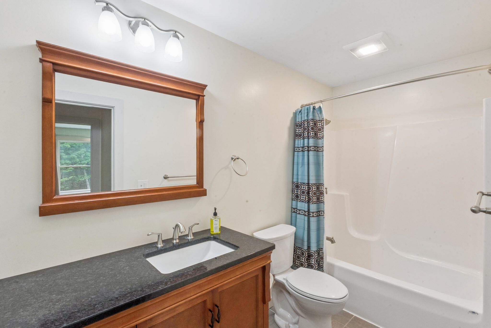 67 E West Lane