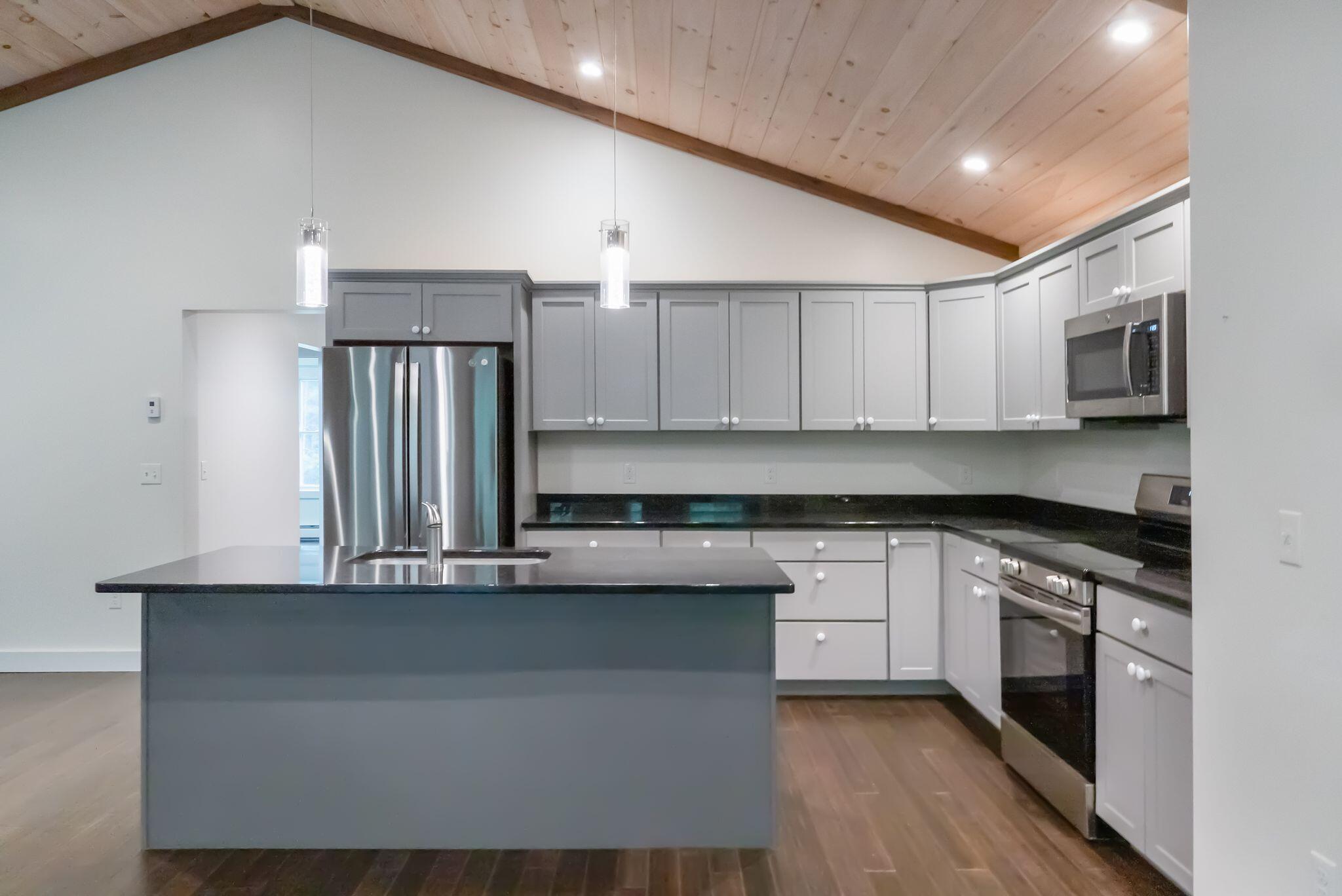 67 E West Lane