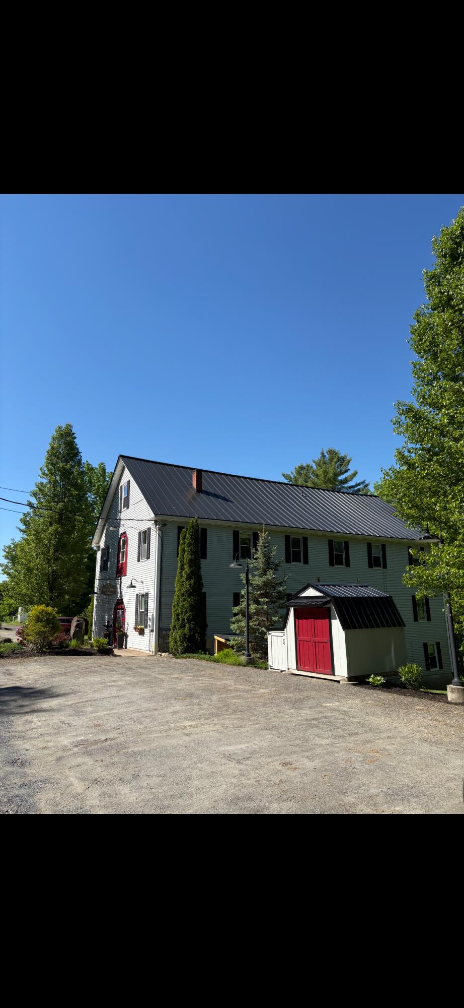313 Pond Road