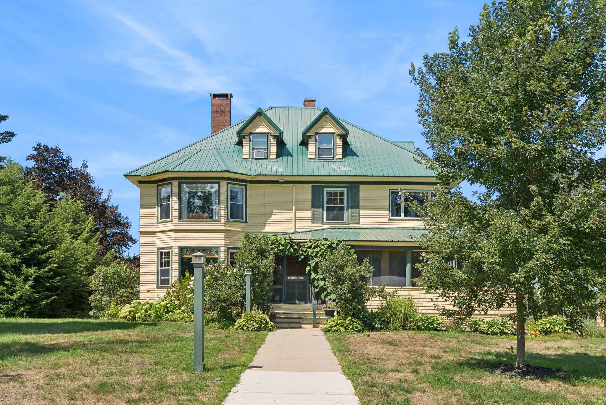 548 Main Street