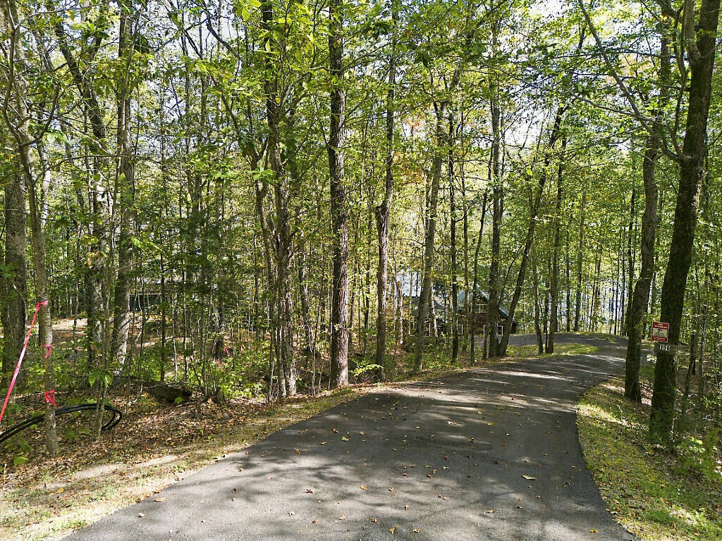 256 W Shore Road