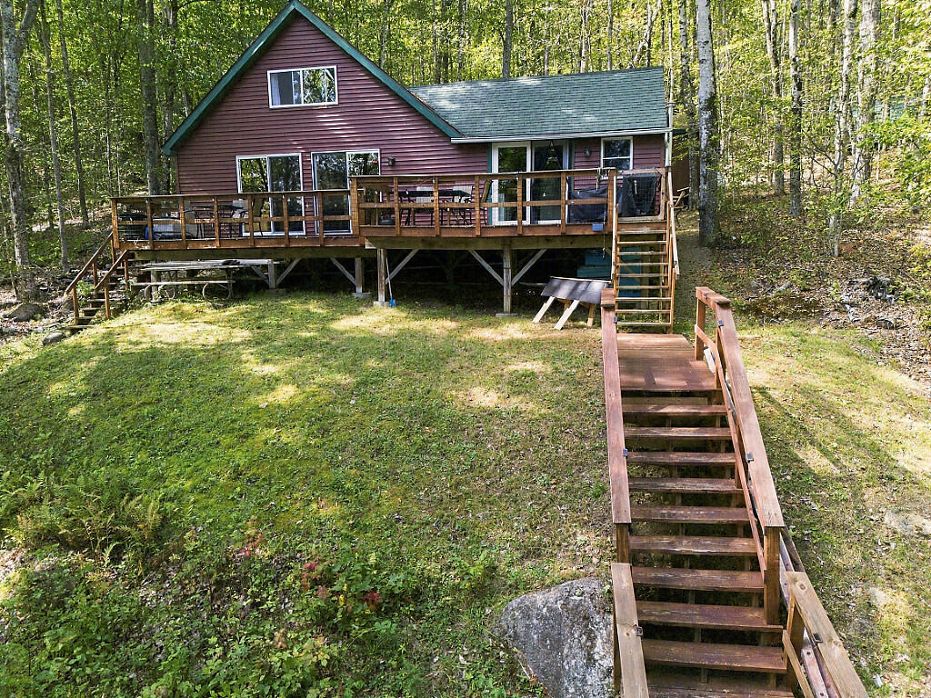 256 W Shore Road