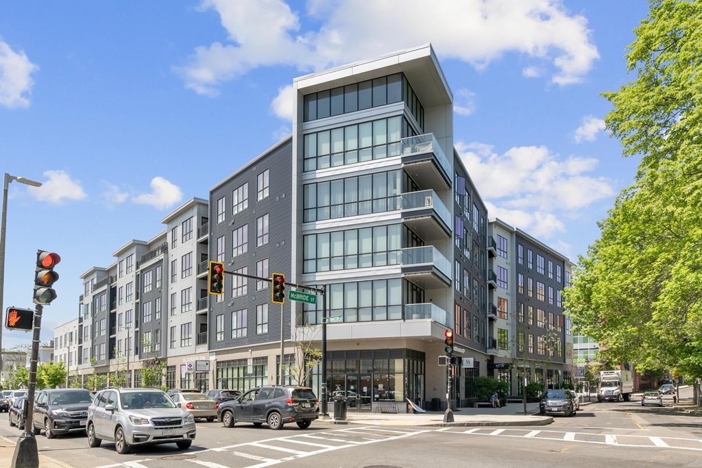 3531 Washington Street # 206