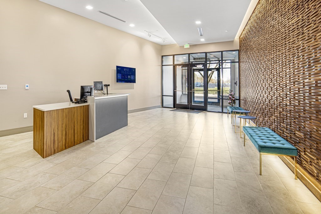 3531 Washington Street # 206