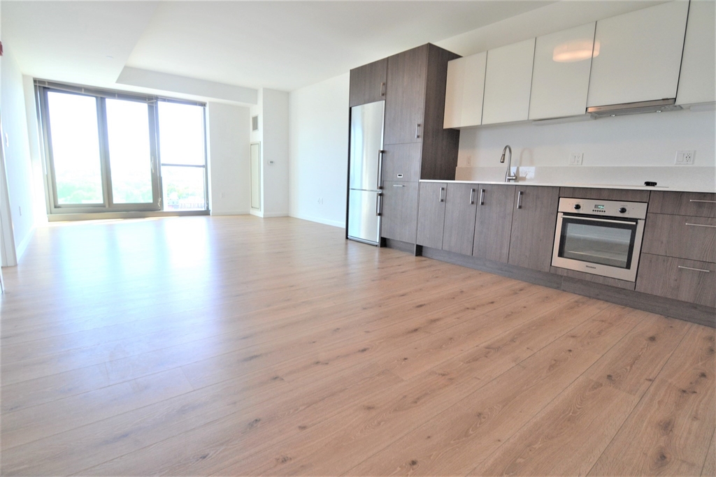 1282 Boylston St # 901