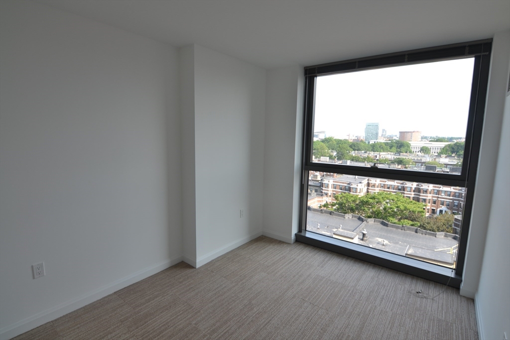 1282 Boylston St # 916